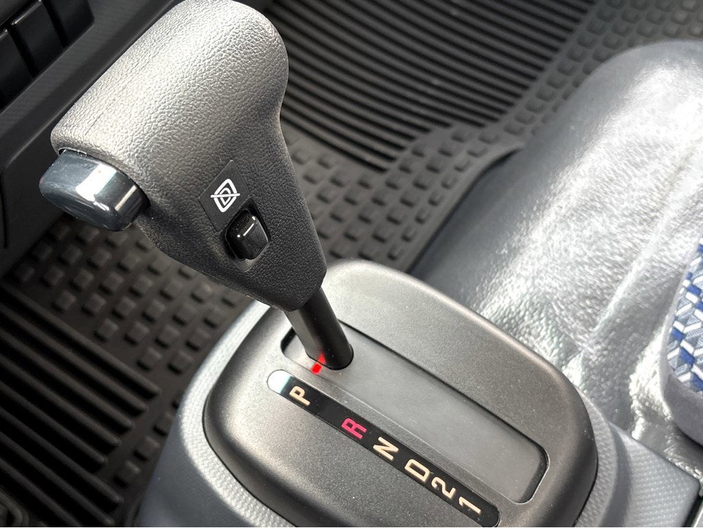 2024 Isuzu NRR 212 WB