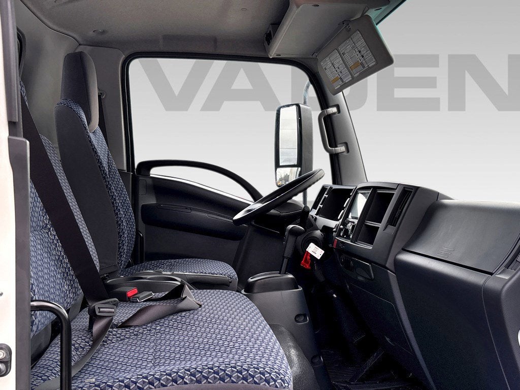 2024 Isuzu NRR 212 WB