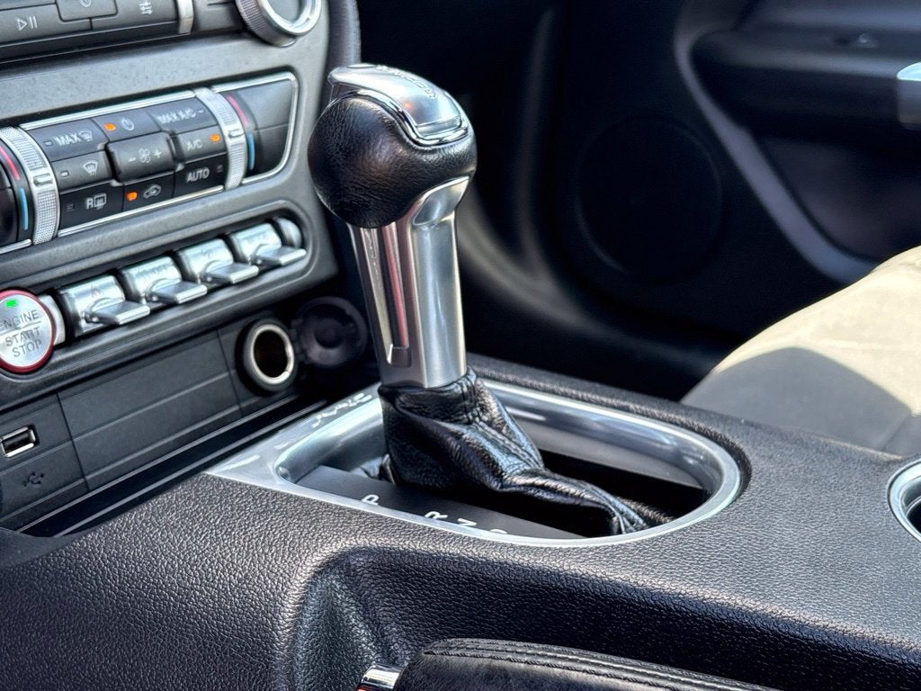 2020 Ford Mustang EcoBoost