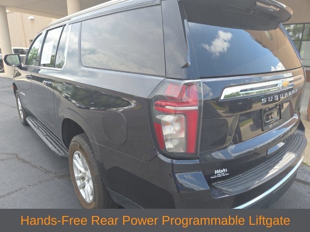 2023 Chevrolet Suburban LT