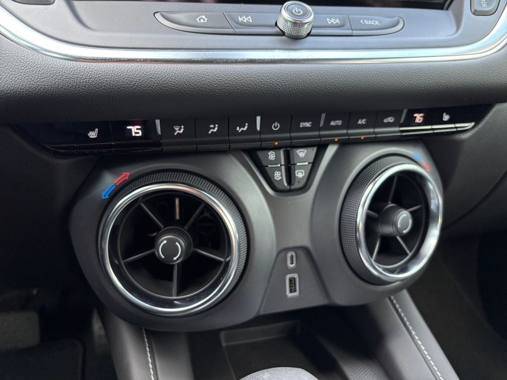 2025 Chevrolet Blazer 2LT