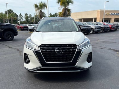 2022 Nissan Kicks SV