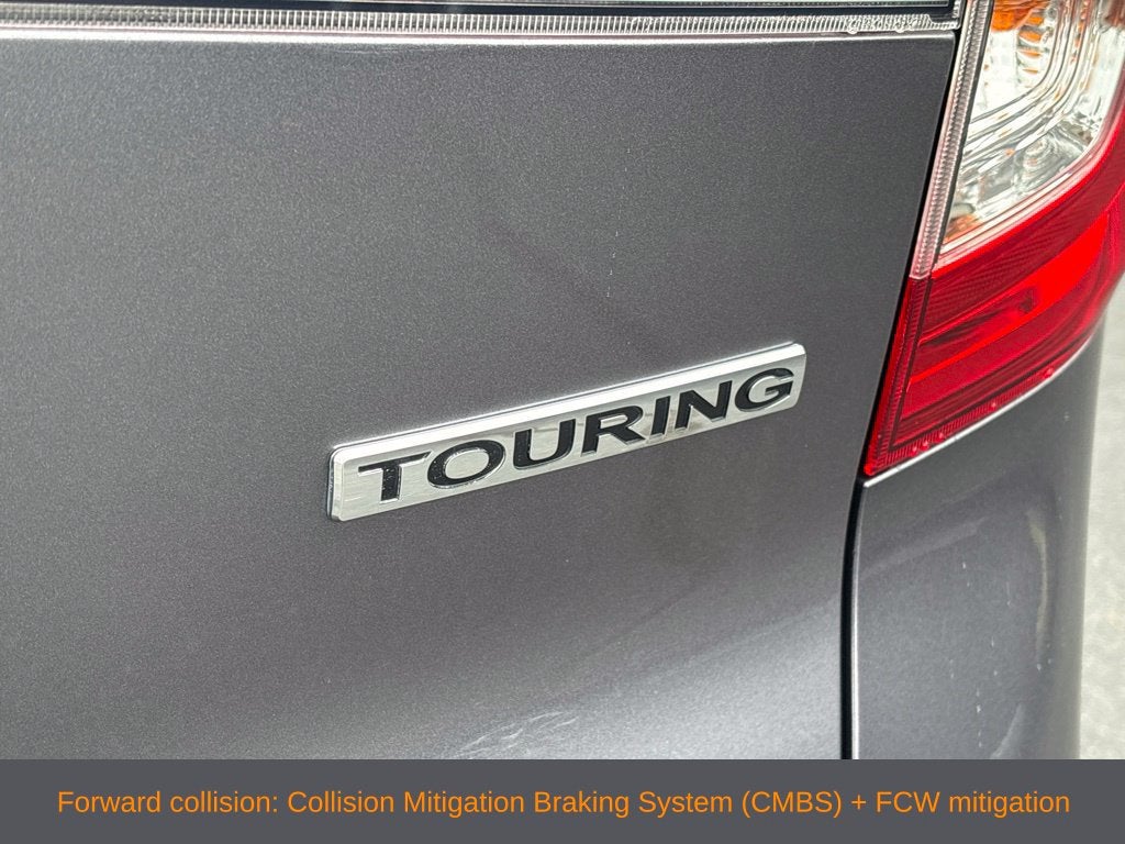 2022 Honda Pilot Touring 7-Passenger