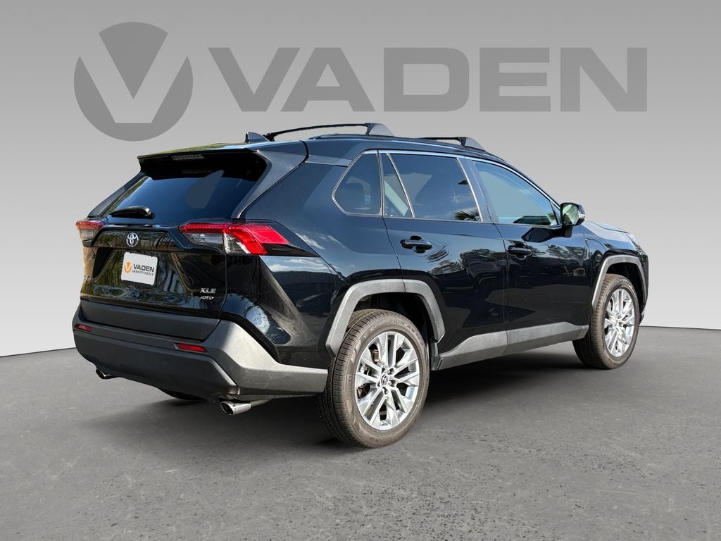 2019 Toyota RAV4 XLE Premium