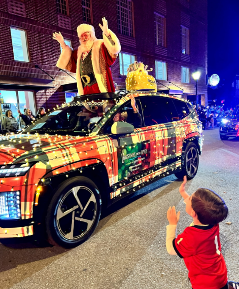 Christmas on the River Savannah Parade